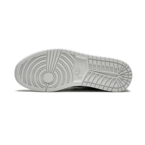 Jordan Air Jordan 1 Retro High OG “Neutral Grey/Hyper Crimson”